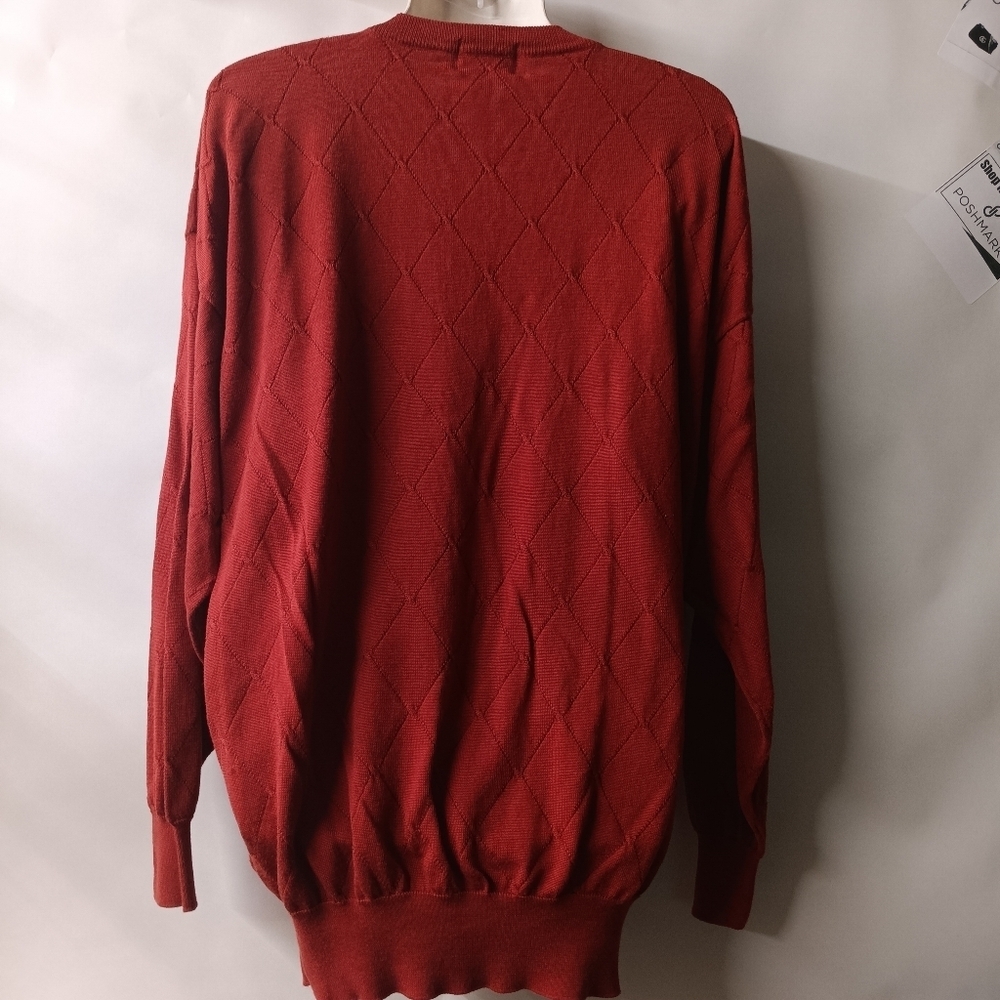 Chic Red Knit Sweater - Picture 4 of 9